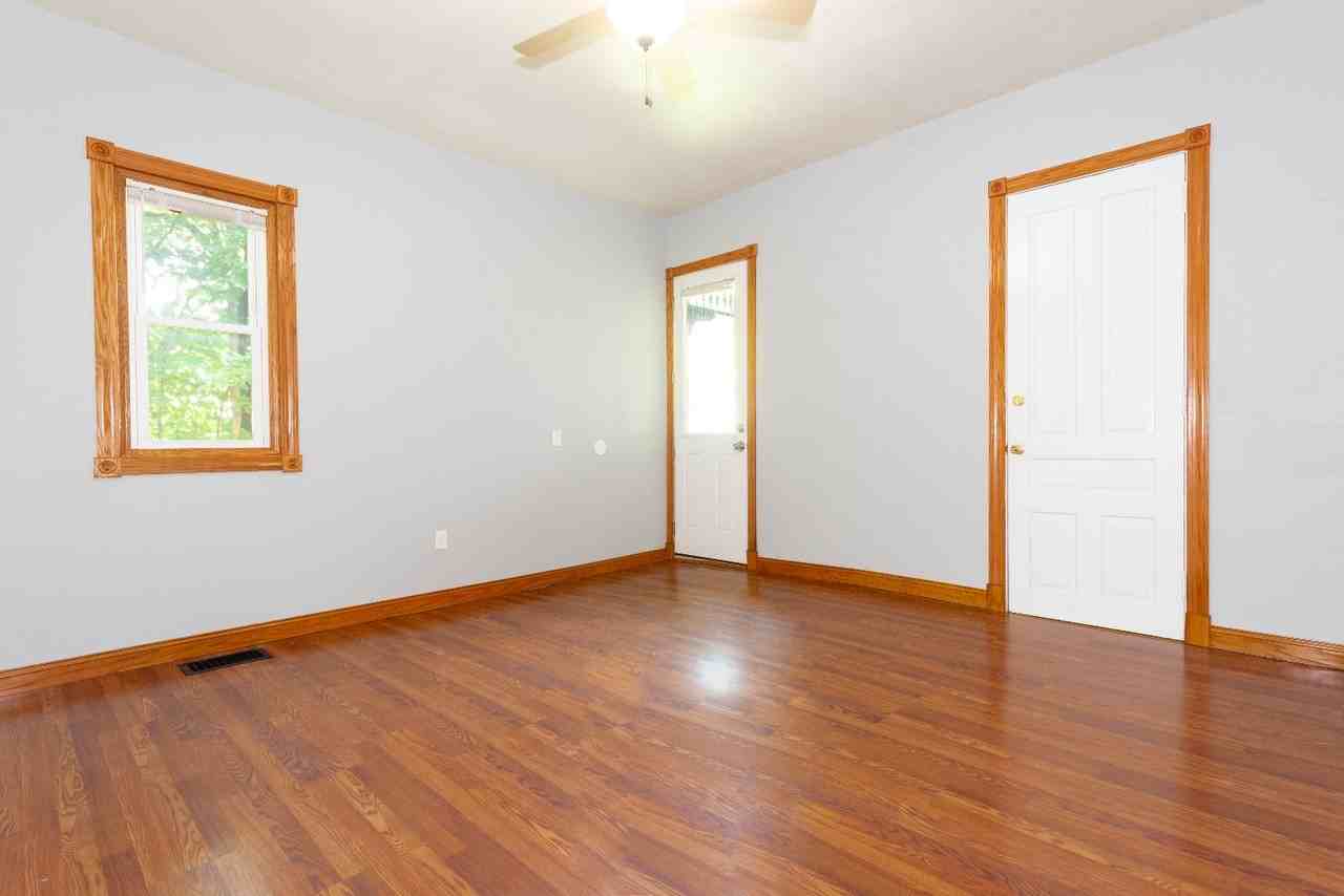 929 English Ave #A - Photo 3 of 12