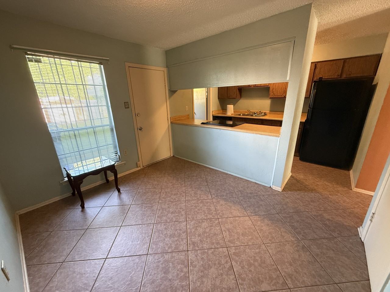 2331 Justin Ln - Photo 7 of 19