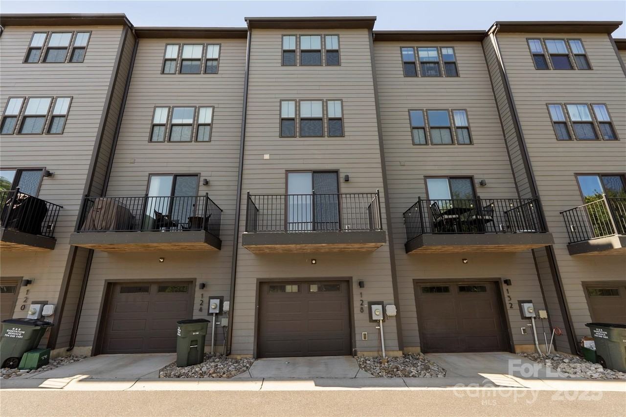 128 Music Hall Way - Photo 3 of 37