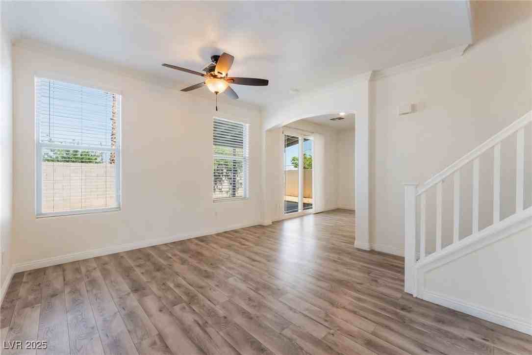 2400 Dutchmans Pipe Ct - Photo 7 of 38