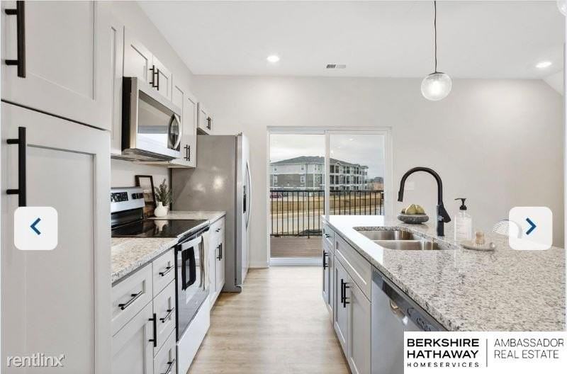 20862 T Plz - Photo 4 of 22