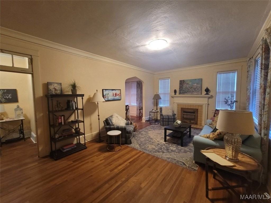 128 S Capitol Pkwy - Photo 4 of 21