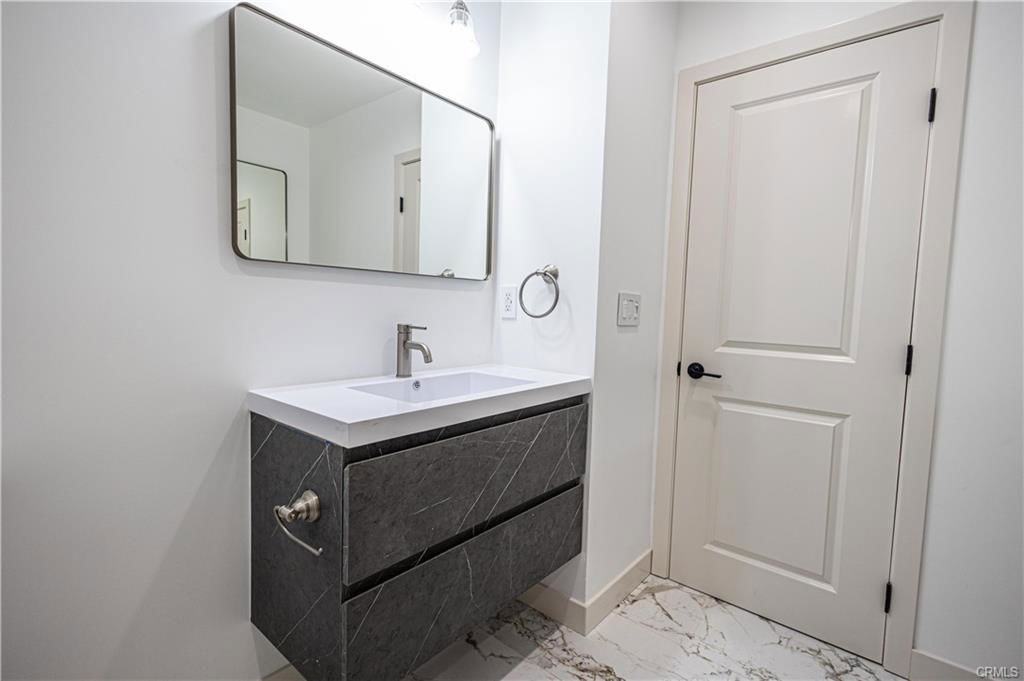 22257 Macfarlane Drive - Photo 5 of 8