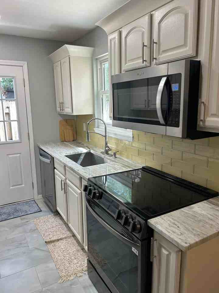 Wolfe Street - Photo 2 of 8