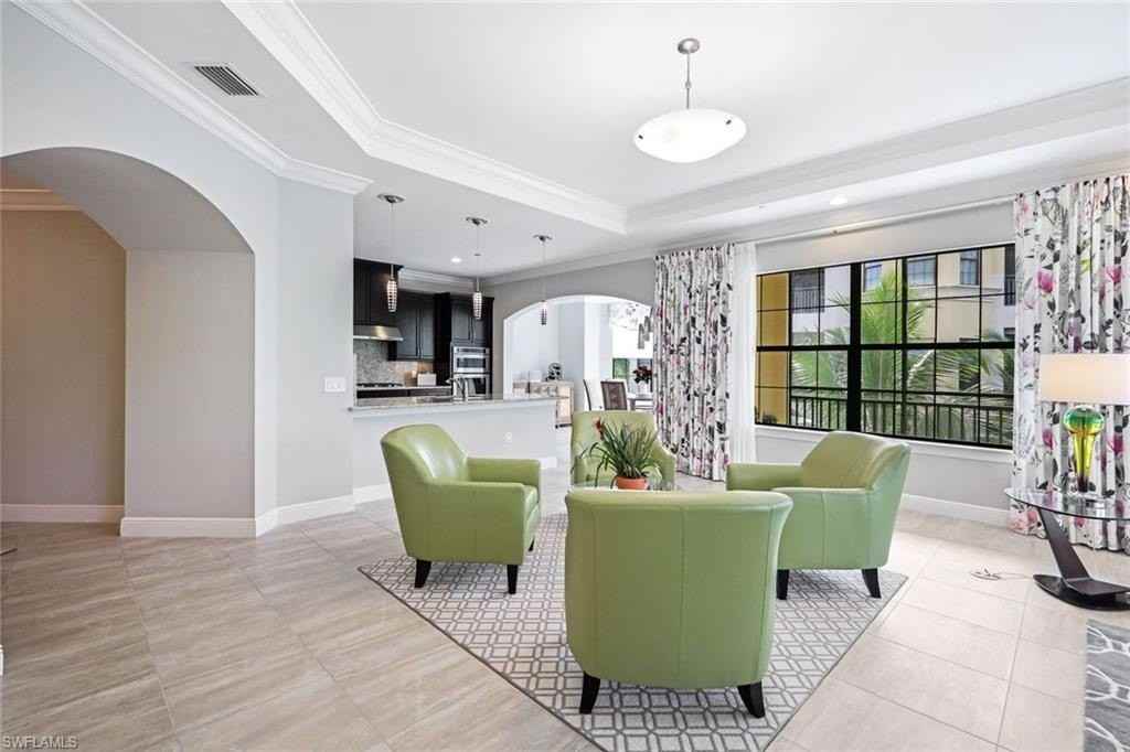 2751 Tiburon Blvd E #201 - Photo 3 of 31