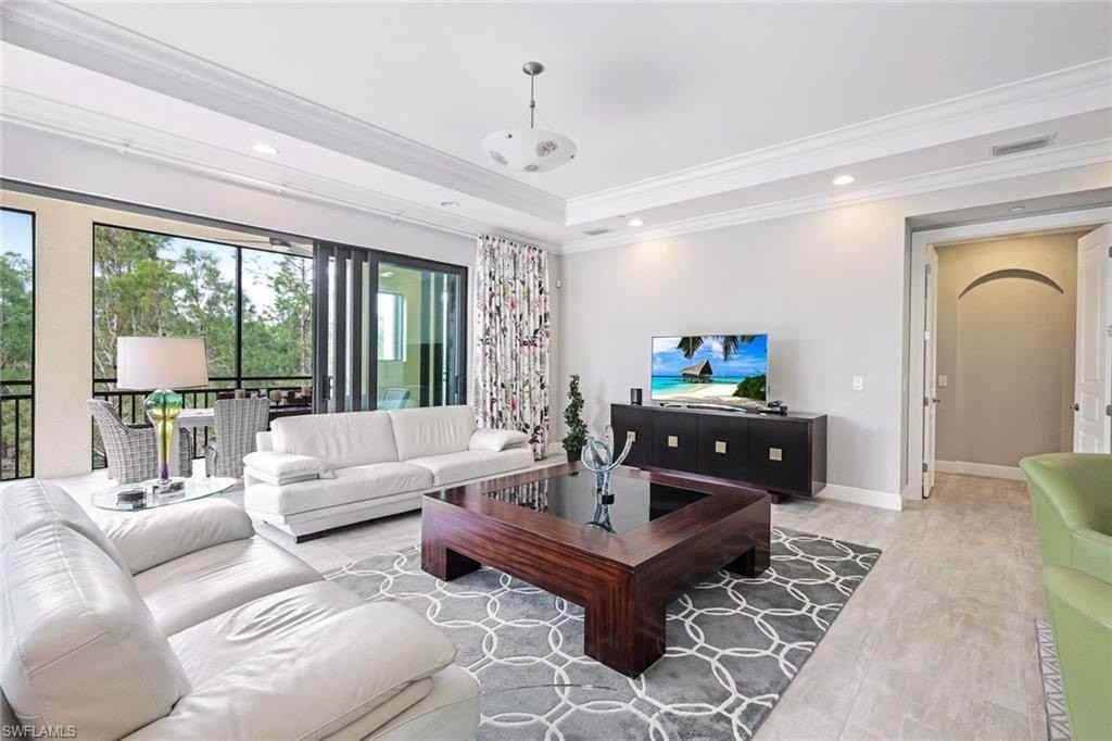 2751 Tiburon Blvd E #201 - Photo 4 of 31