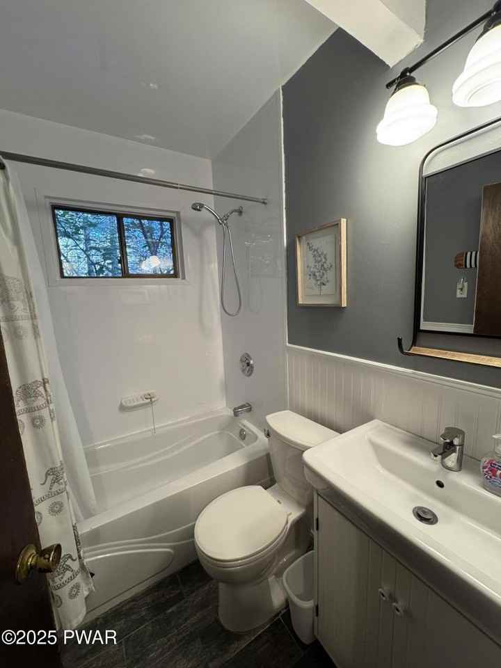 Brookfield Rd - Photo 7 of 14