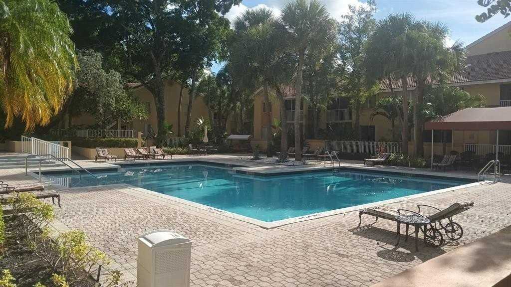 1055 Coral Club Drive #1055 - Photo 7 of 28