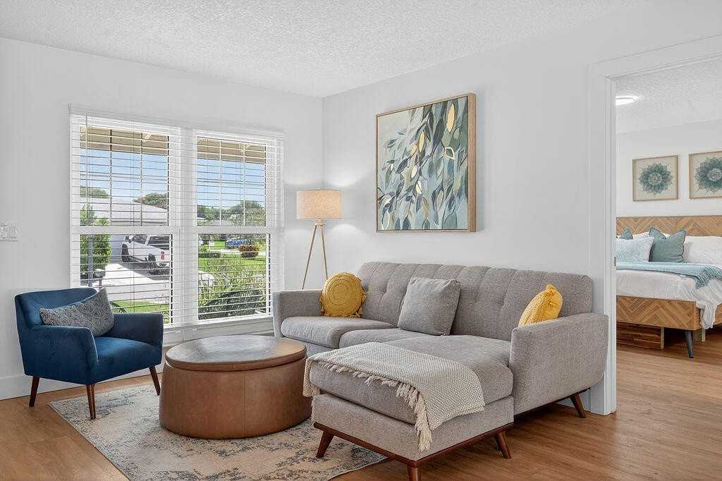 9627 Althea Way - Photo 4 of 37