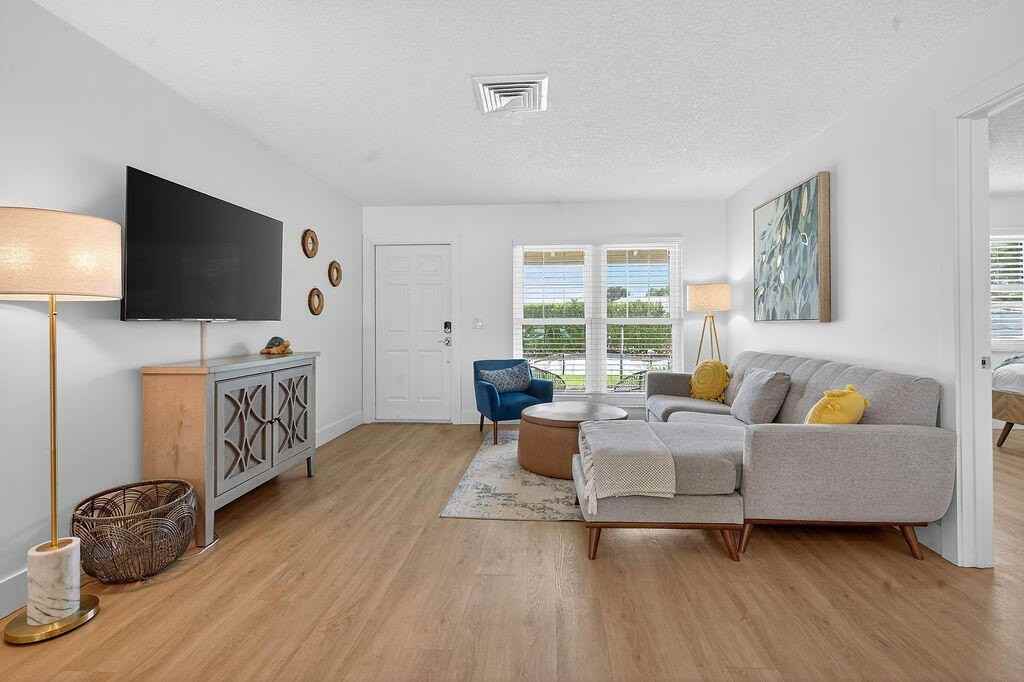 9627 Althea Way - Photo 7 of 37