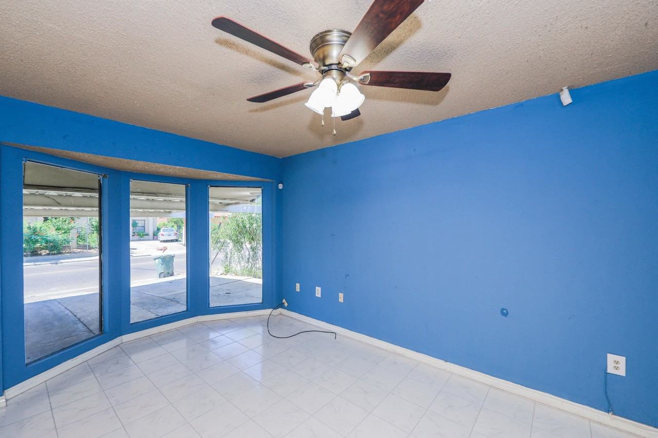 806 E Bustamante St - Photo 6 of 22