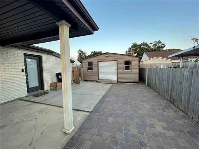 2309 Rosetta Drive - Photo 4 of 17