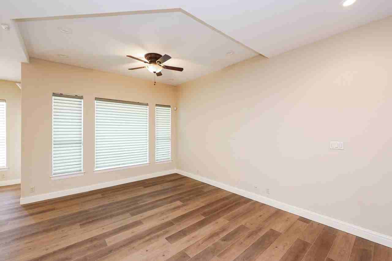 7205 Lake Victoria Road - Photo 6 of 30