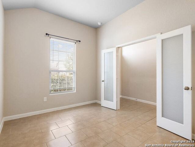 819 Highland Vista - Photo 5 of 25