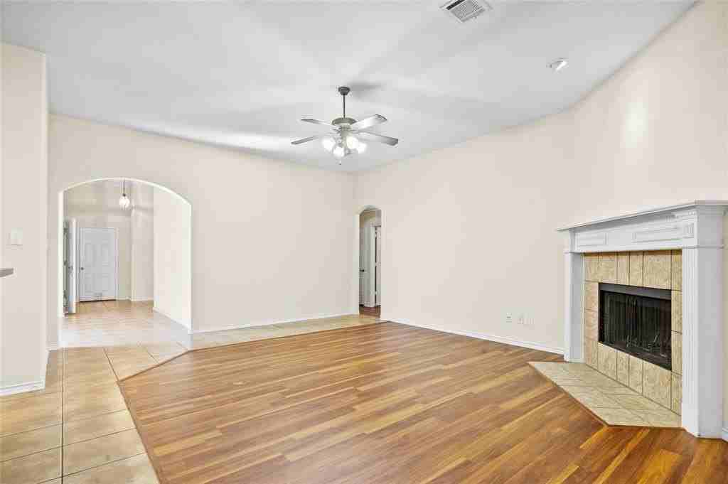 8108 Twin Oaks Dr - Photo 6 of 28