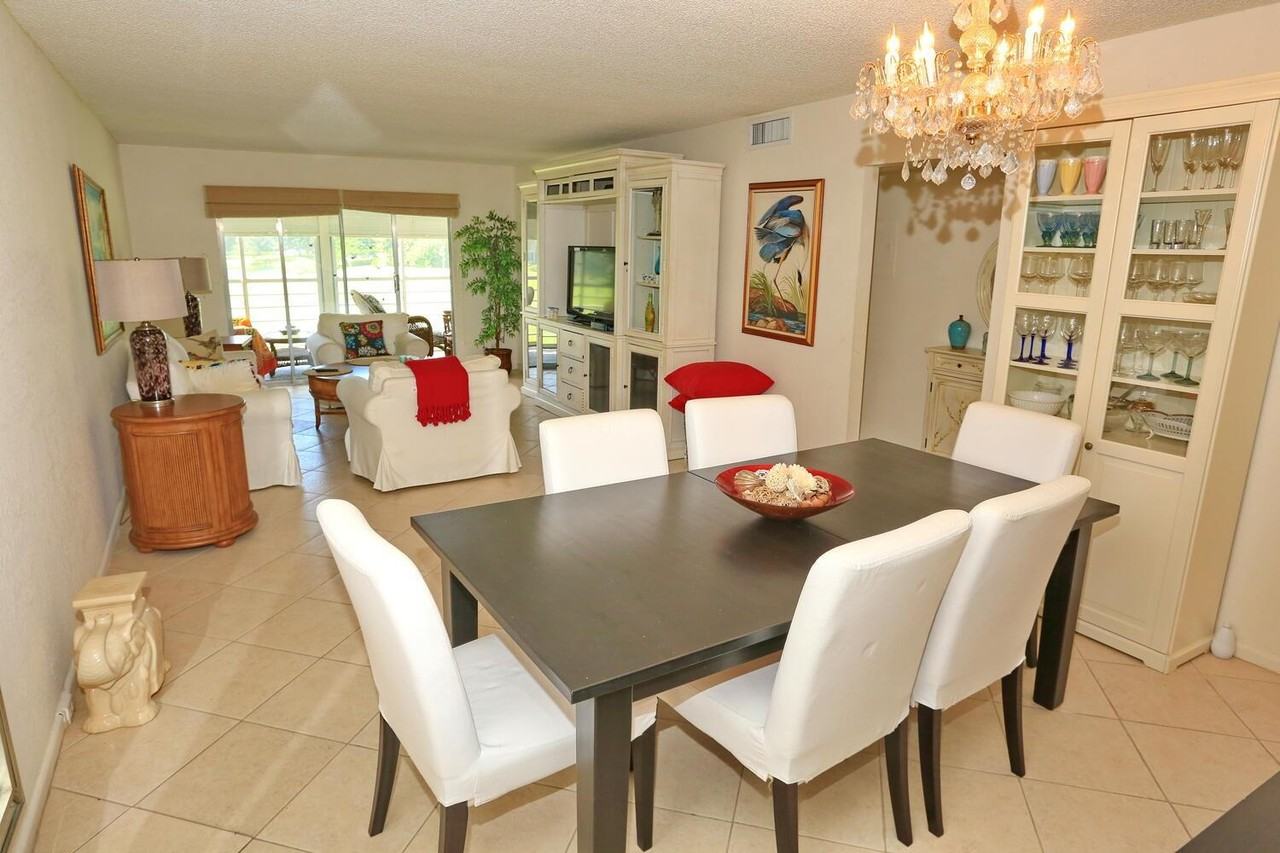 3003 Portofino Isle - Photo 7 of 46