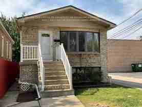 11114 S Troy St - Photo 1 of 1
