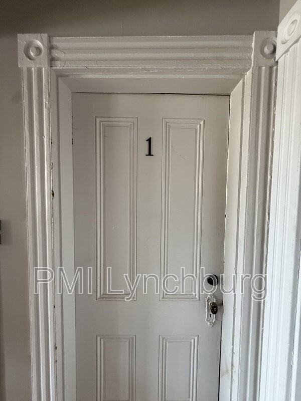 922 Floyd Street #1 - Photo 2 of 14