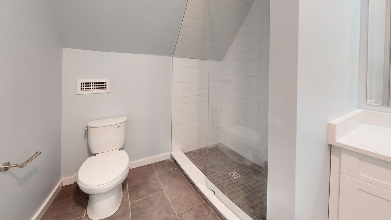 708 Orange Street - Photo 7 of 36