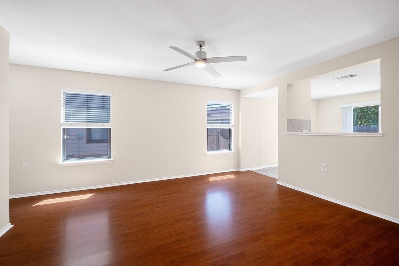 6905 Derby Downs Dr - Photo 5 of 21