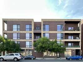 featured image of 520 N Western Ave #4B