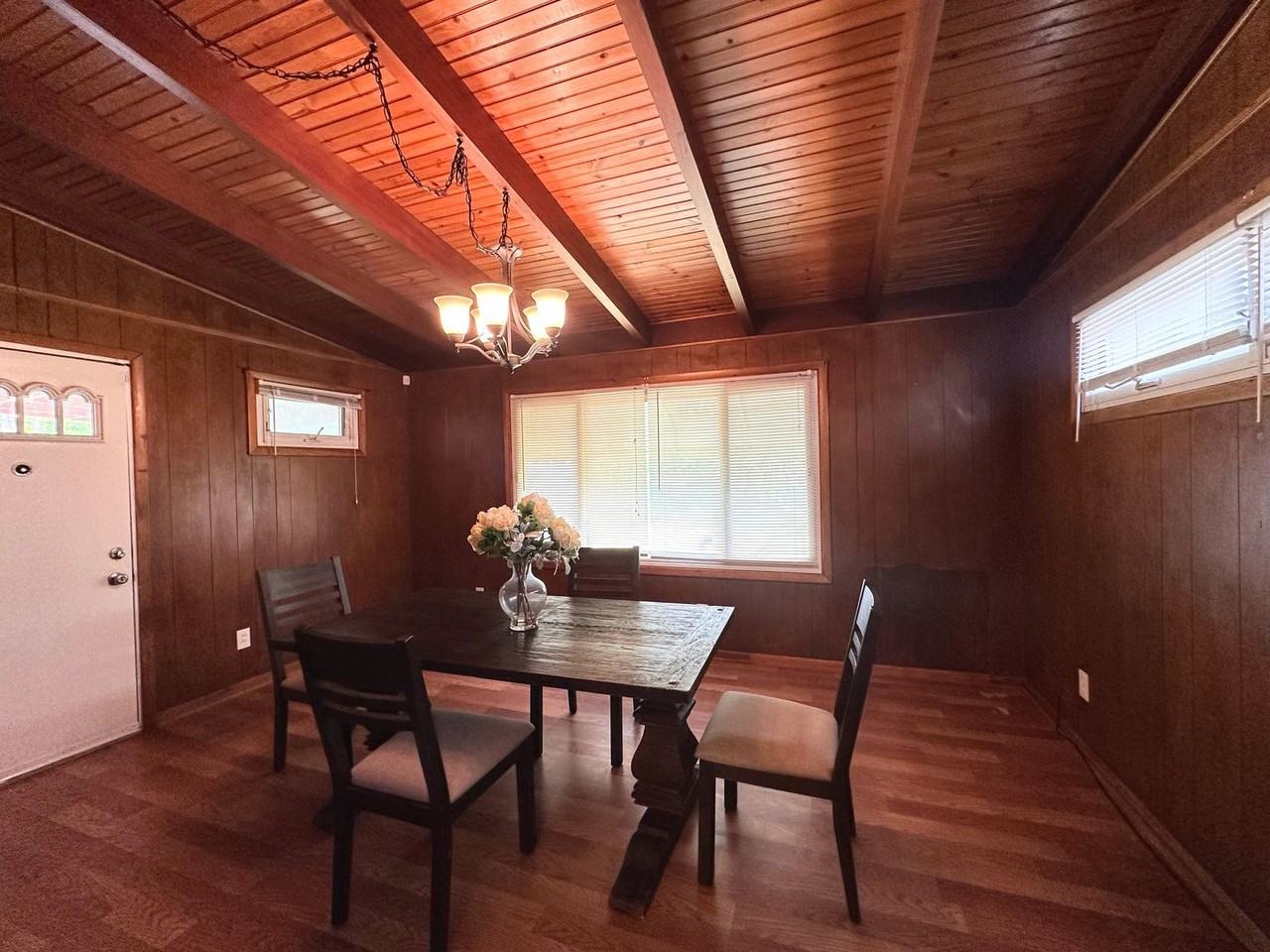 23781 Hartland Dr - Photo 5 of 17