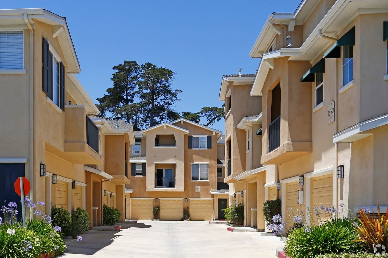 de Tolosa Ranch Apartments - Photo 3 of 50
