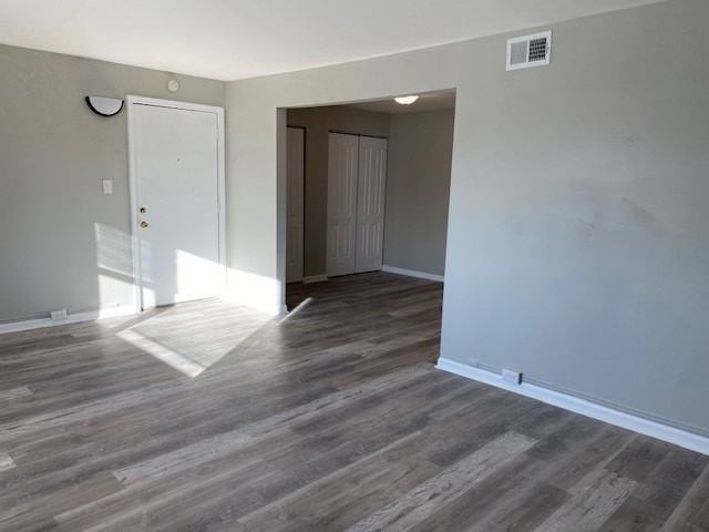 1103 Evans Avenue - Photo 7 of 15