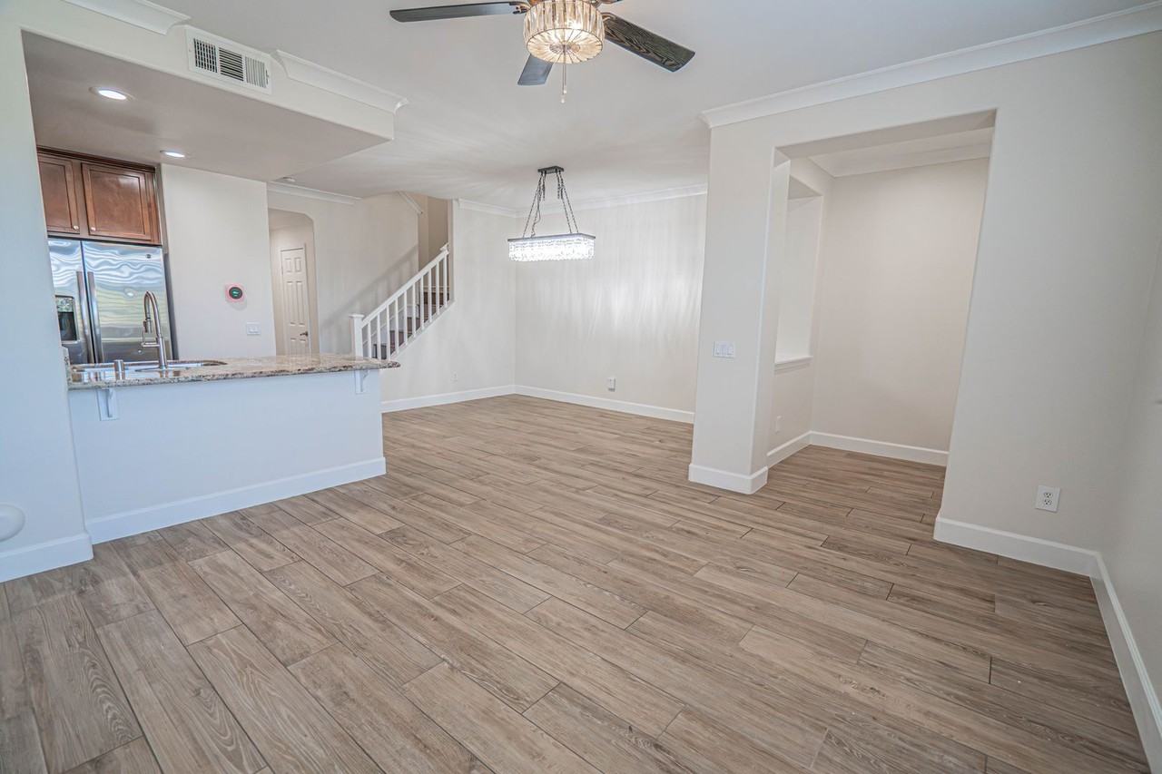 28616 Pietro Dr - Photo 3 of 24
