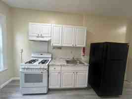 featured image of 238 S 6th St