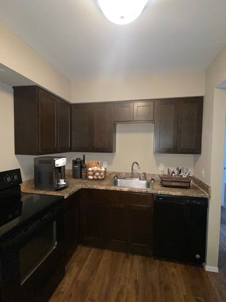 Silver Springs - Photo 2 of 4