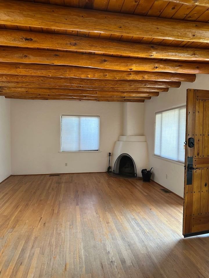 1361 Santa Rosa Dr - Photo 4 of 36