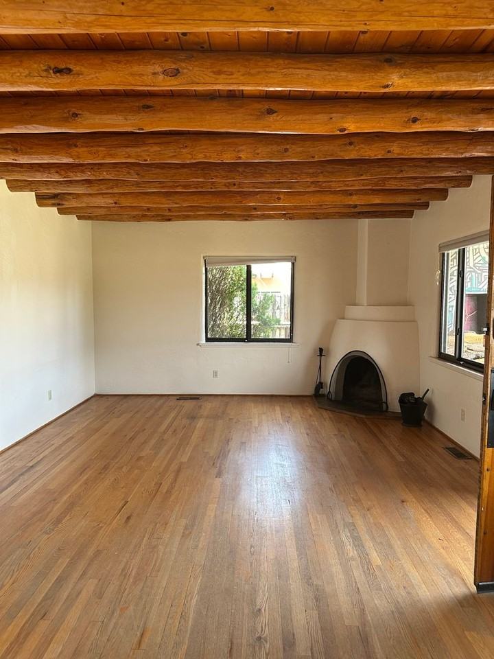 1361 Santa Rosa Dr - Photo 5 of 36