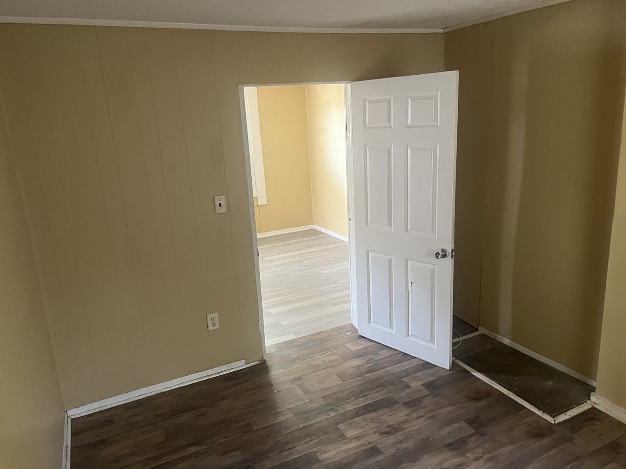 955 Holtville Rd - Photo 2 of 9