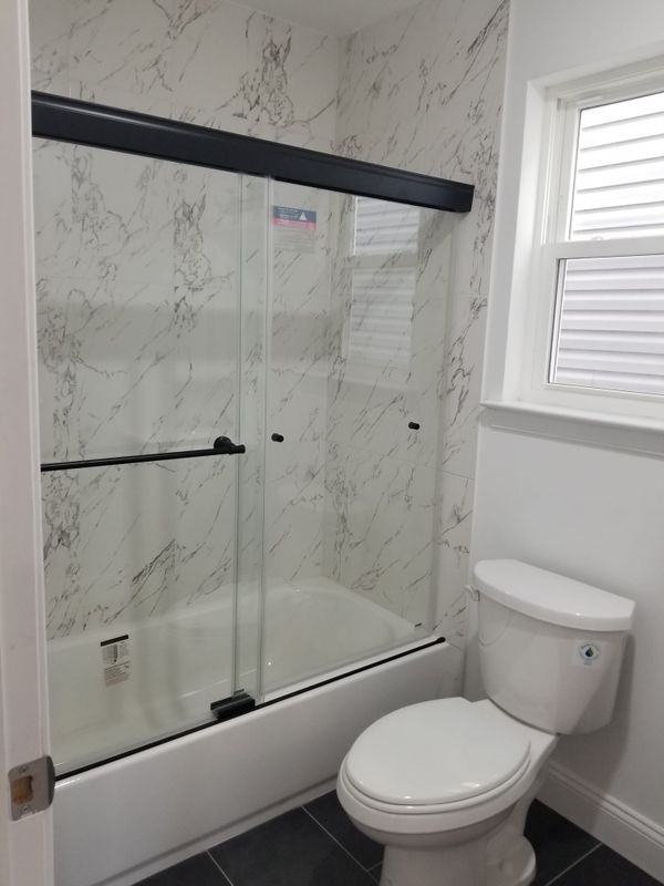 224 S 6th St ##1 - Photo 3 of 4