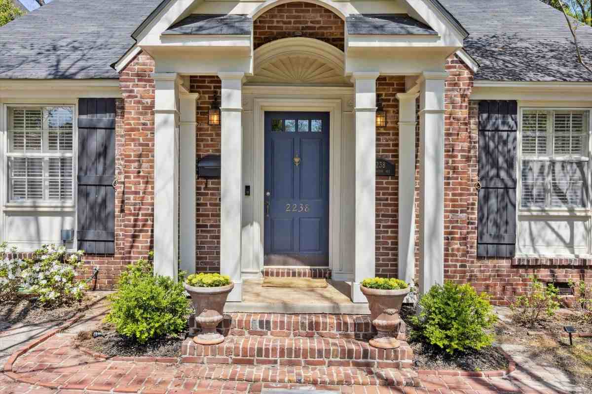 2238 Washington Ave - Photo 2 of 28