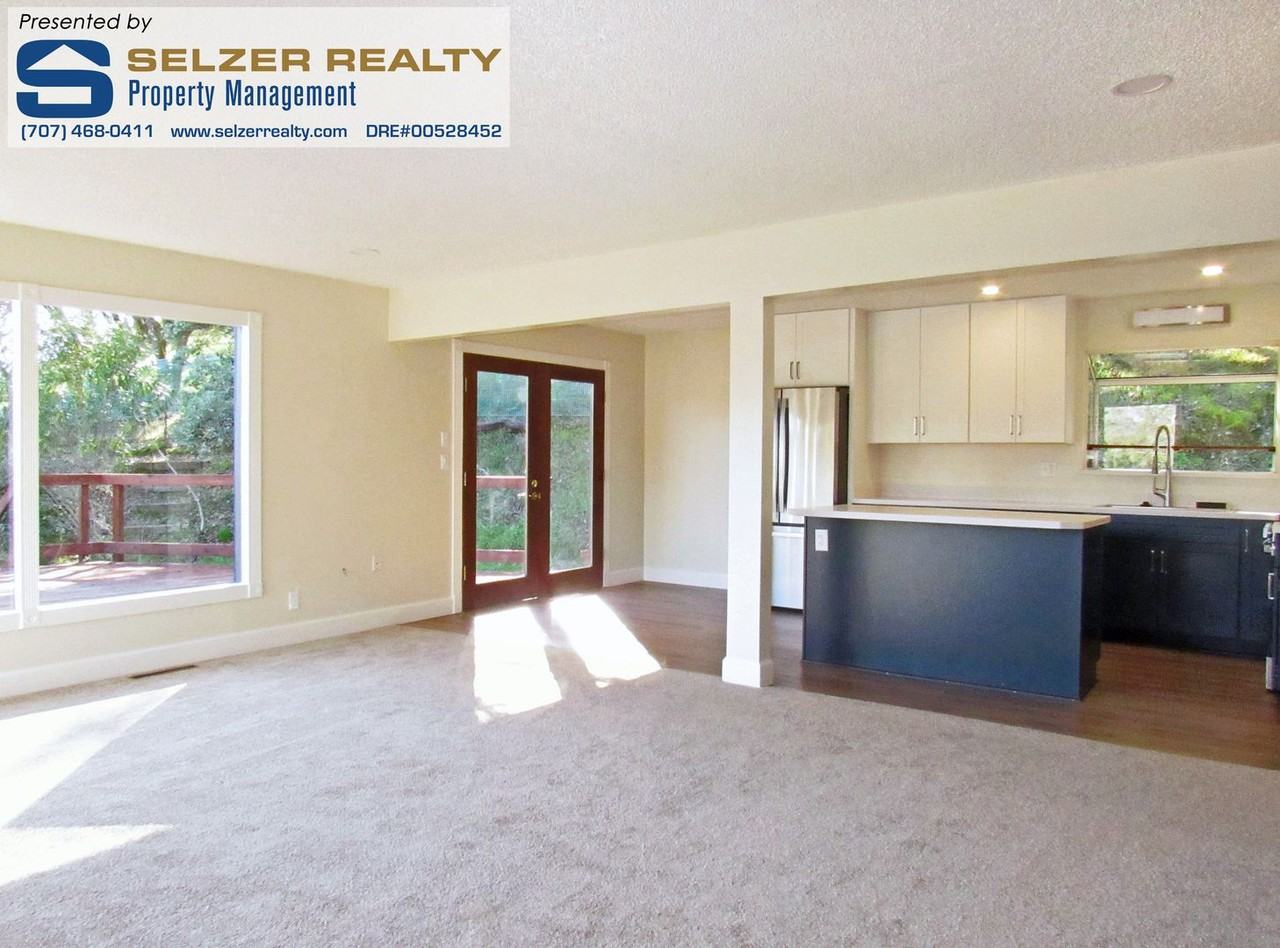 293 Toyon Rd - Photo 4 of 17
