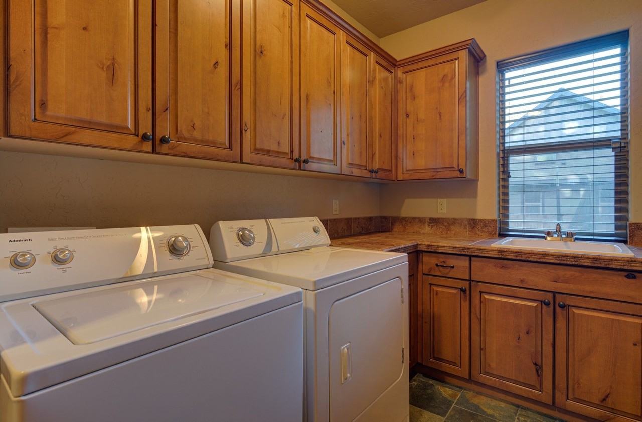 16831 Jacinto Rd - Photo 7 of 17