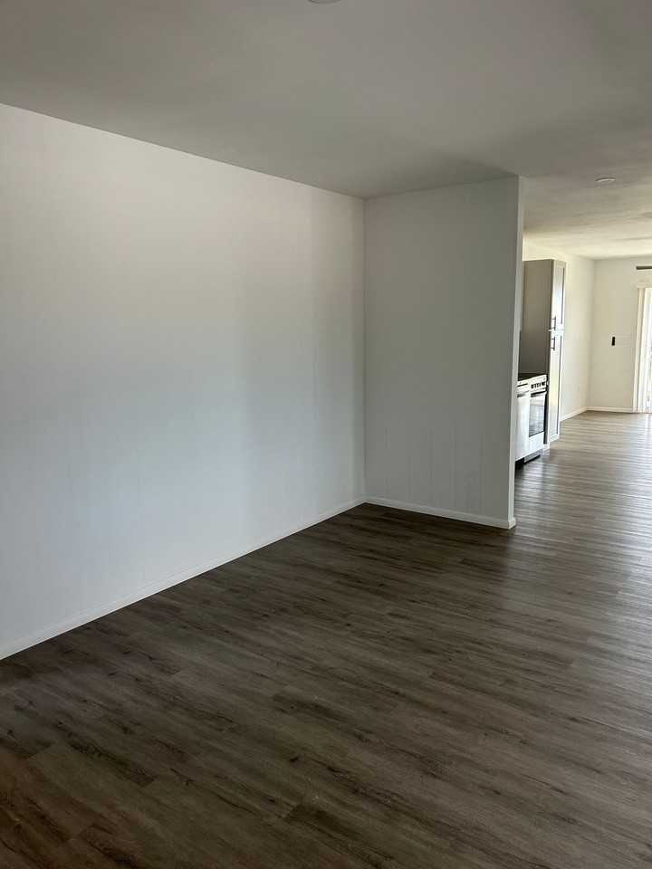 Lahaina Terrace- Ocean Front!! - Photo 3 of 11