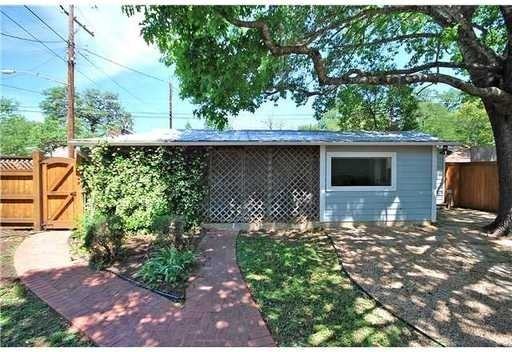 1114 W 22nd St - Photo 2 of 33