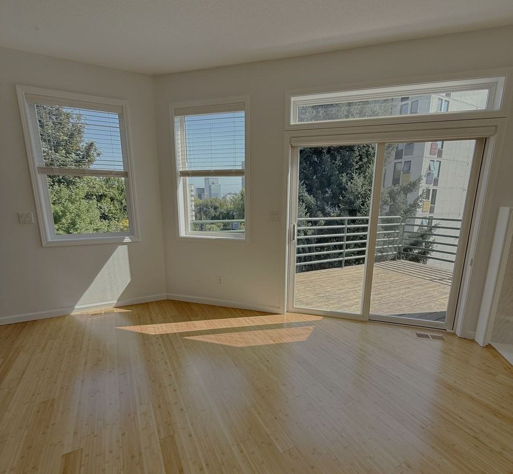 2072 Sw 10th Ave - Photo 6 of 28