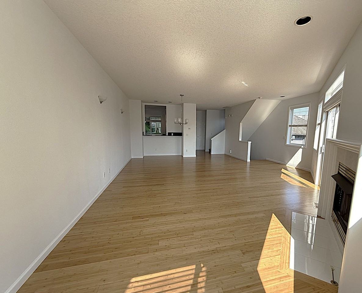 2072 Sw 10th Ave - Photo 7 of 28