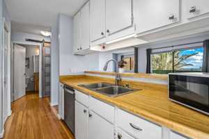 featured image of 2180 W Vineyard St