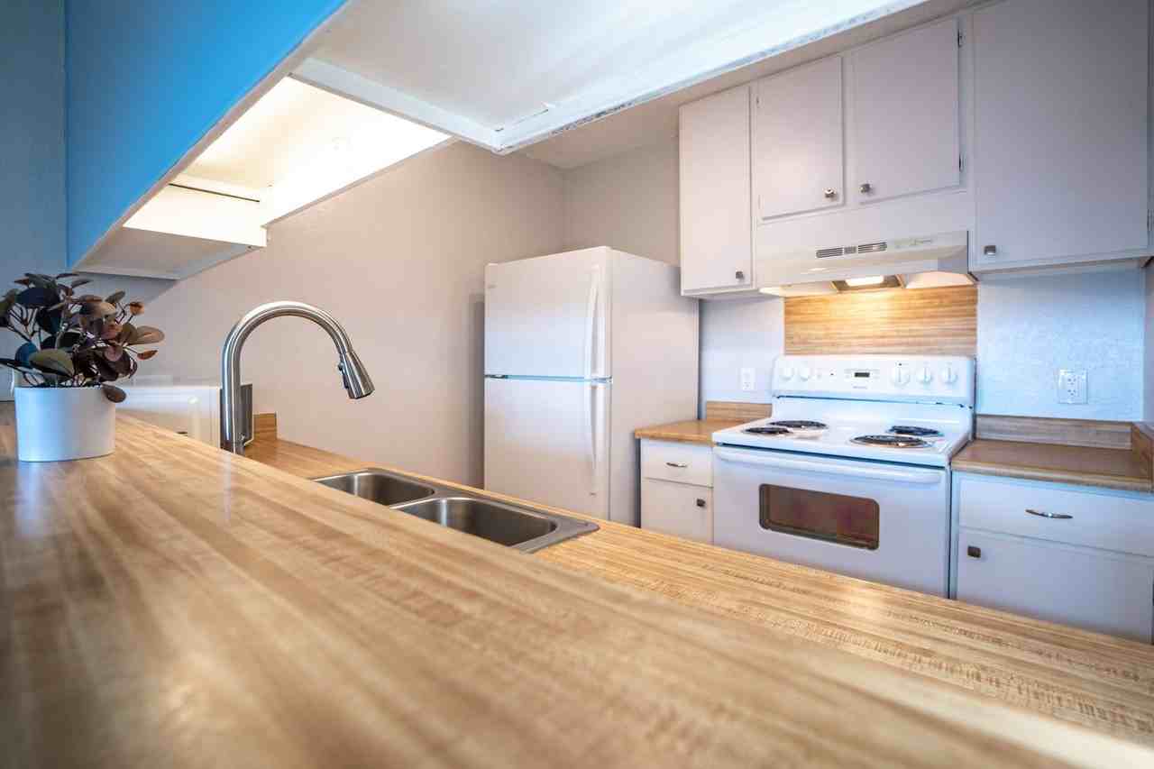 2180 W Vineyard St - Photo 4 of 32