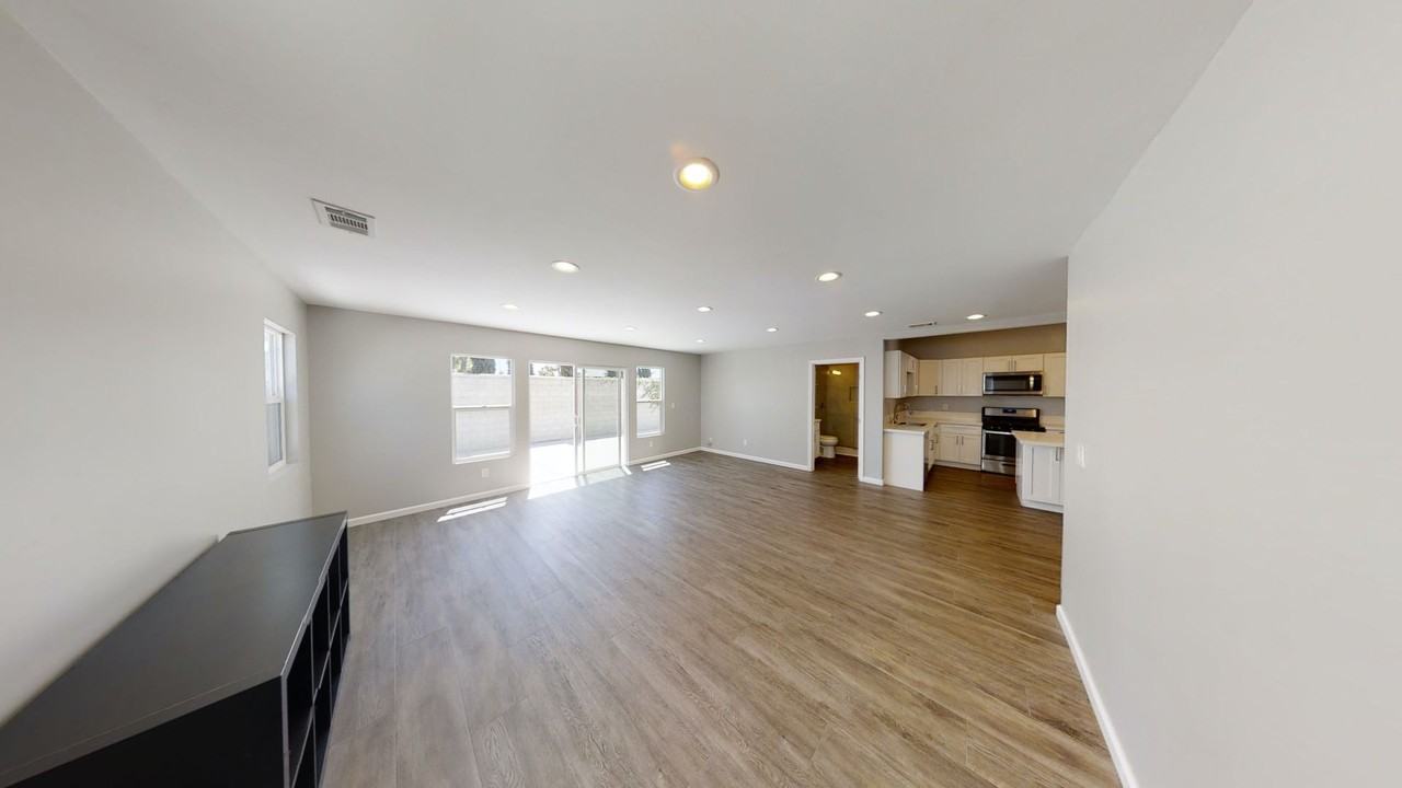 5367 5367 - 5371 Hewlett Dr - Photo 6 of 29