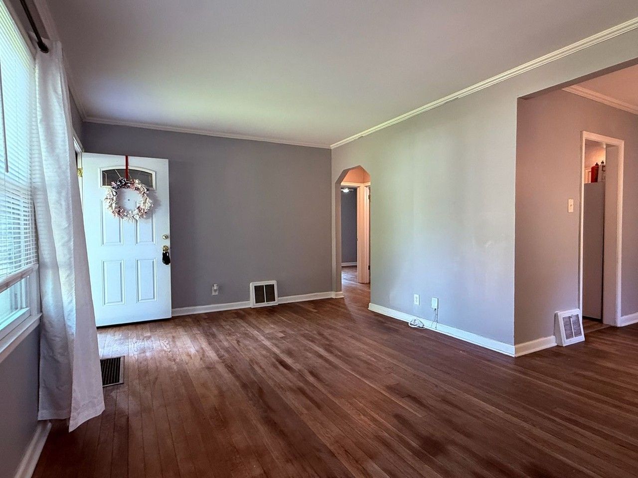 1117 Sw Cambridge Ave - Photo 5 of 15