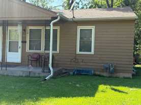1721 Sw Clay St - Photo 1 of 1
