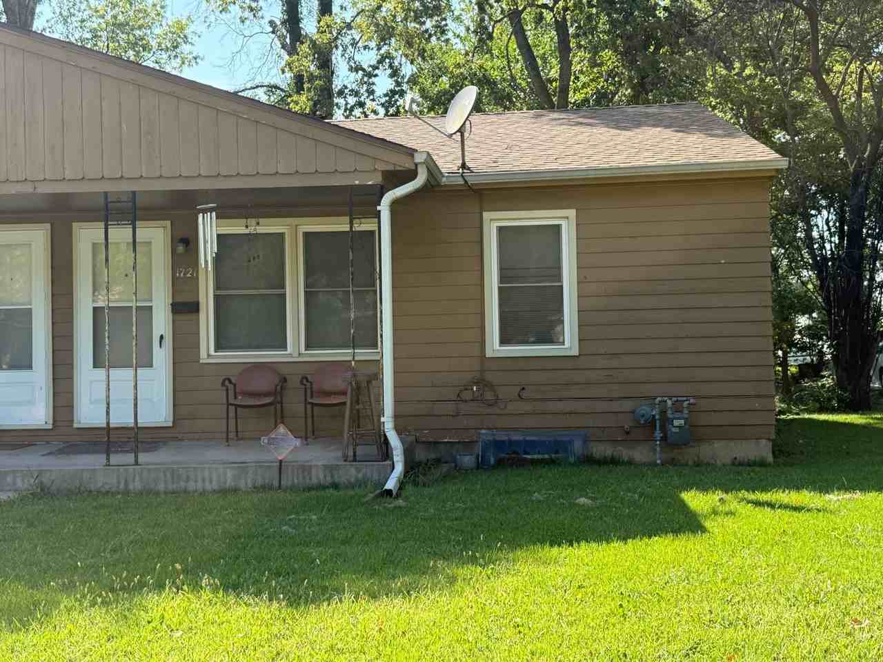 1721 Sw Clay St - Photo 2 of 15