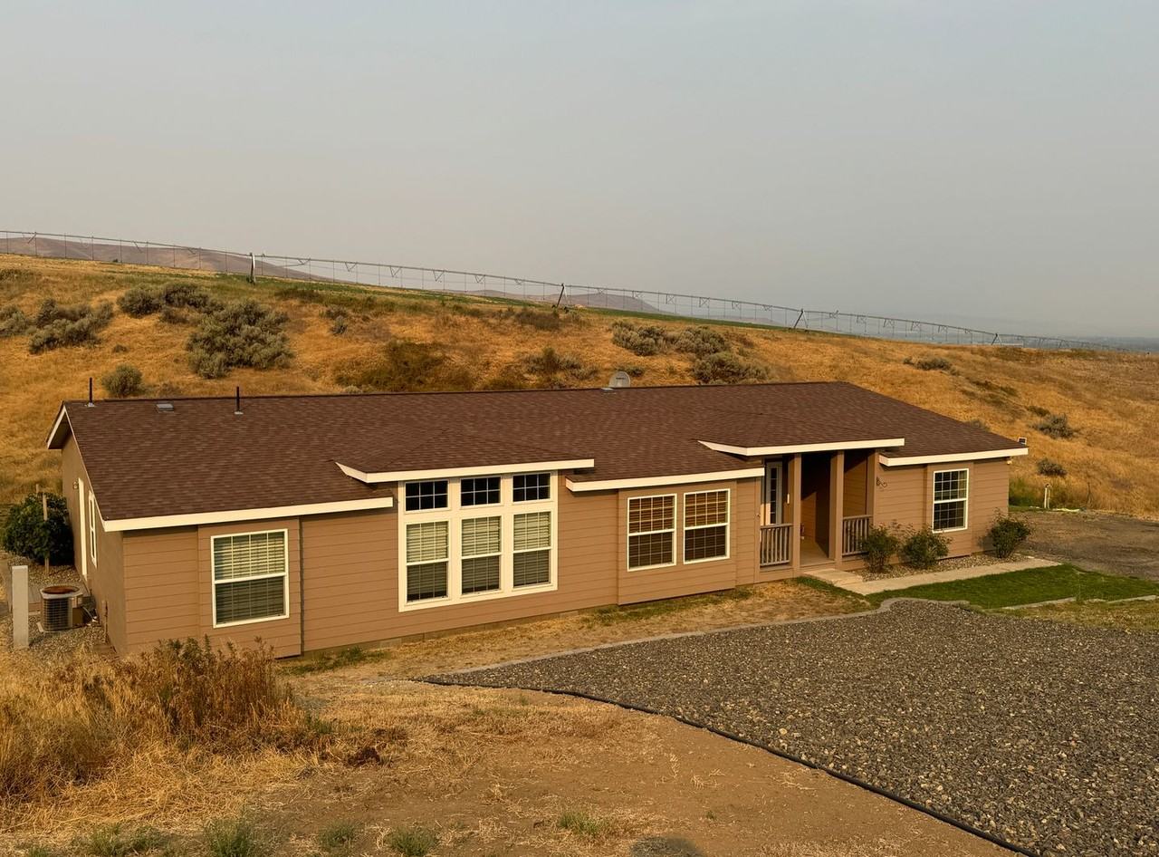 1591 Tozer Road - Photo 2 of 26