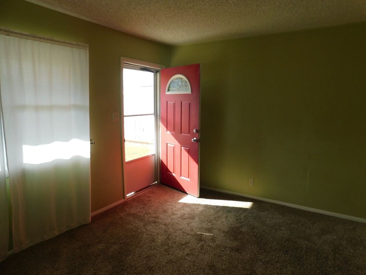 1803 Mason Dr - Photo 3 of 22